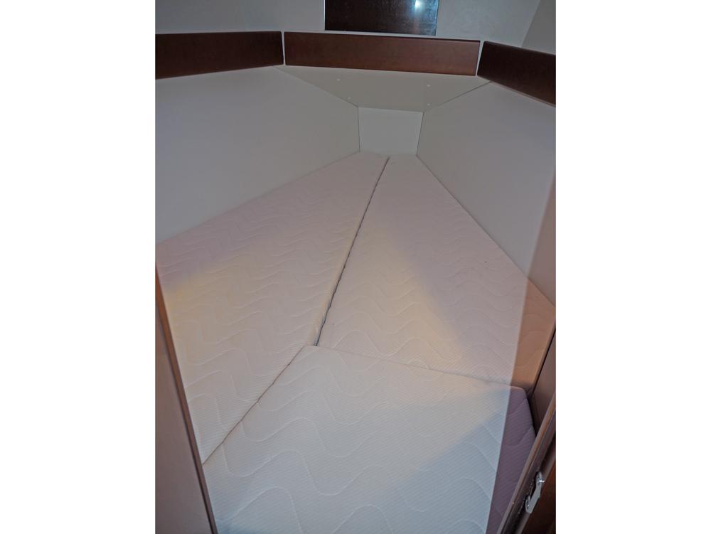 Fore ship, Accommodation